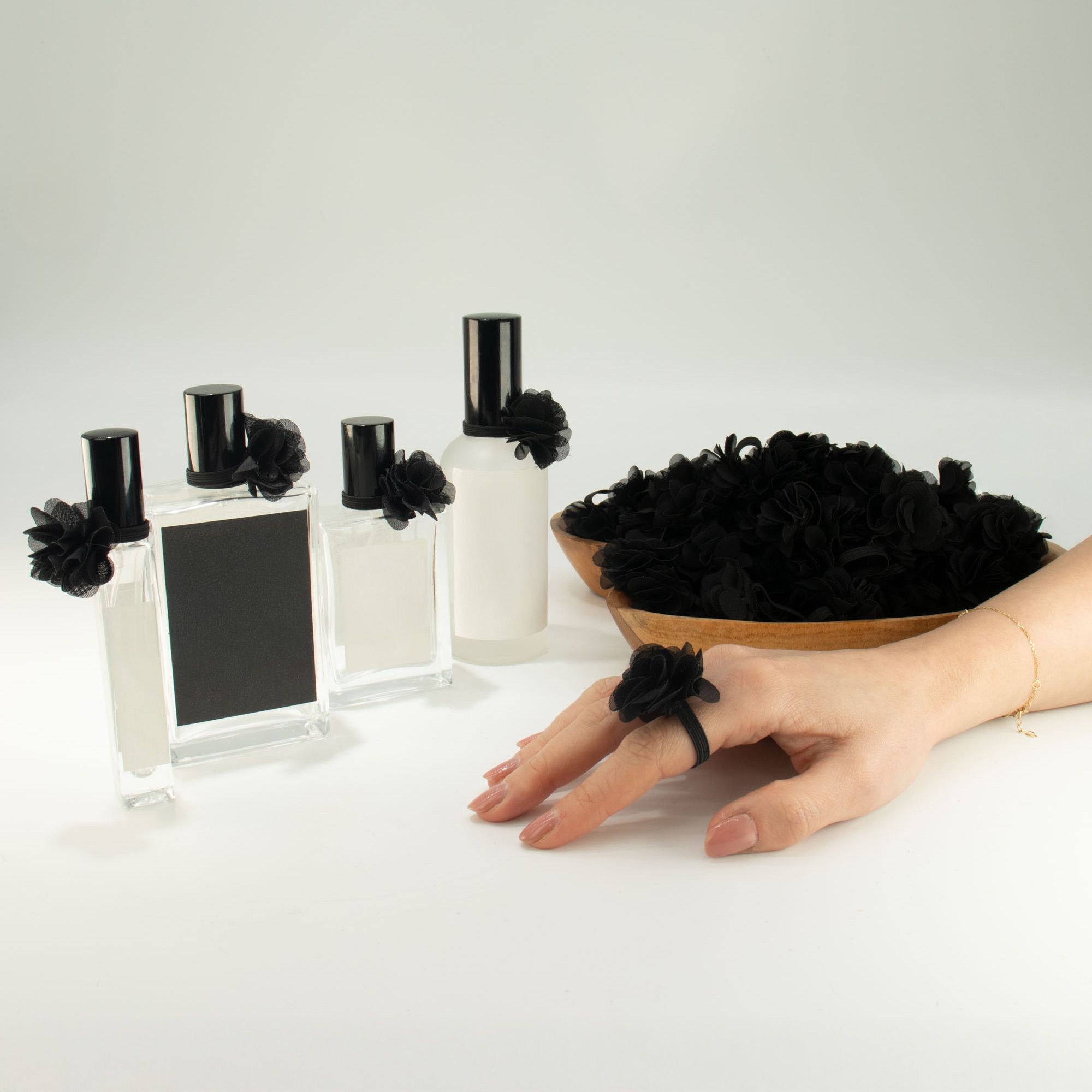 Fragrance Chiffon Diffuser Rings - Black - Image 2
