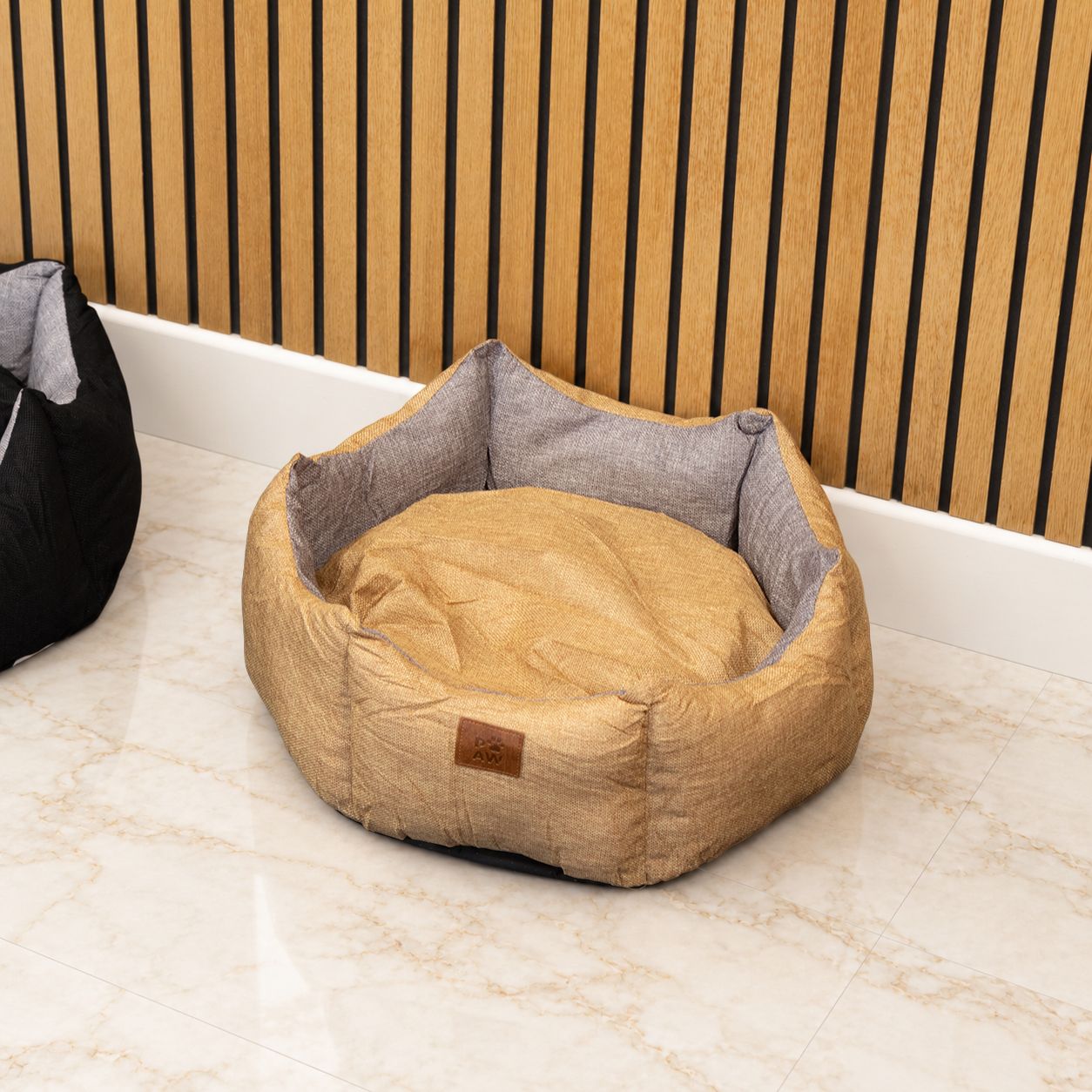 Paw Bed – Medium Royal Crown – Sand & Grey – 50 × 50 × 26cm - Image 2