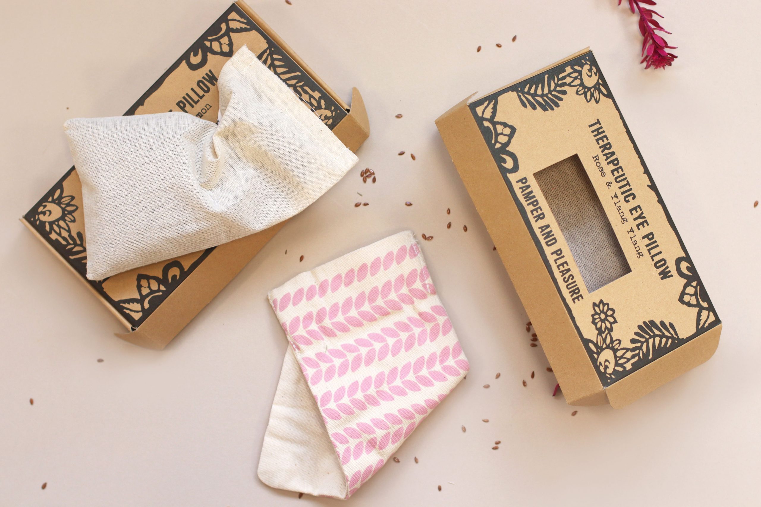 Agnes & Cat Eye Pillow - Pamper & Pleasure - Image 8