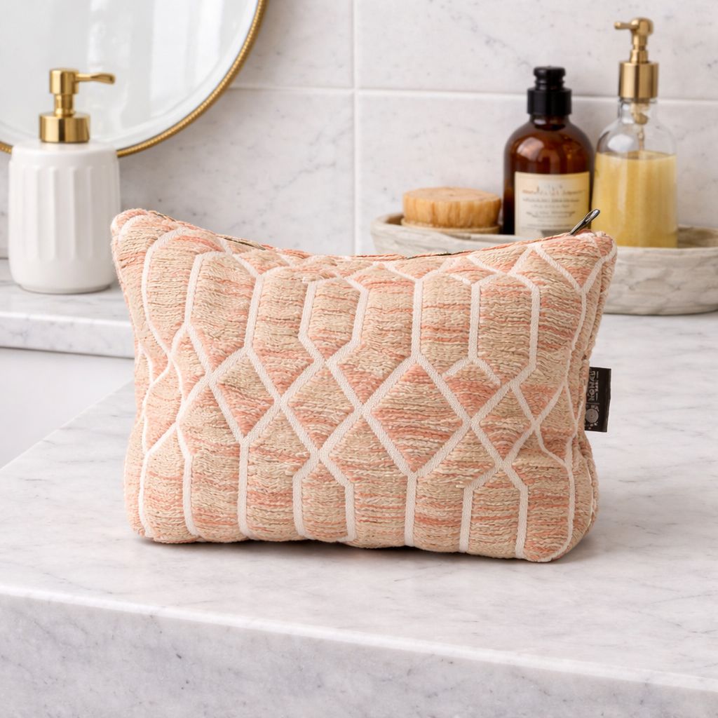 Nomad Sari Indian Jacquard Toiletry Bag - Rose Lattice - Image 10