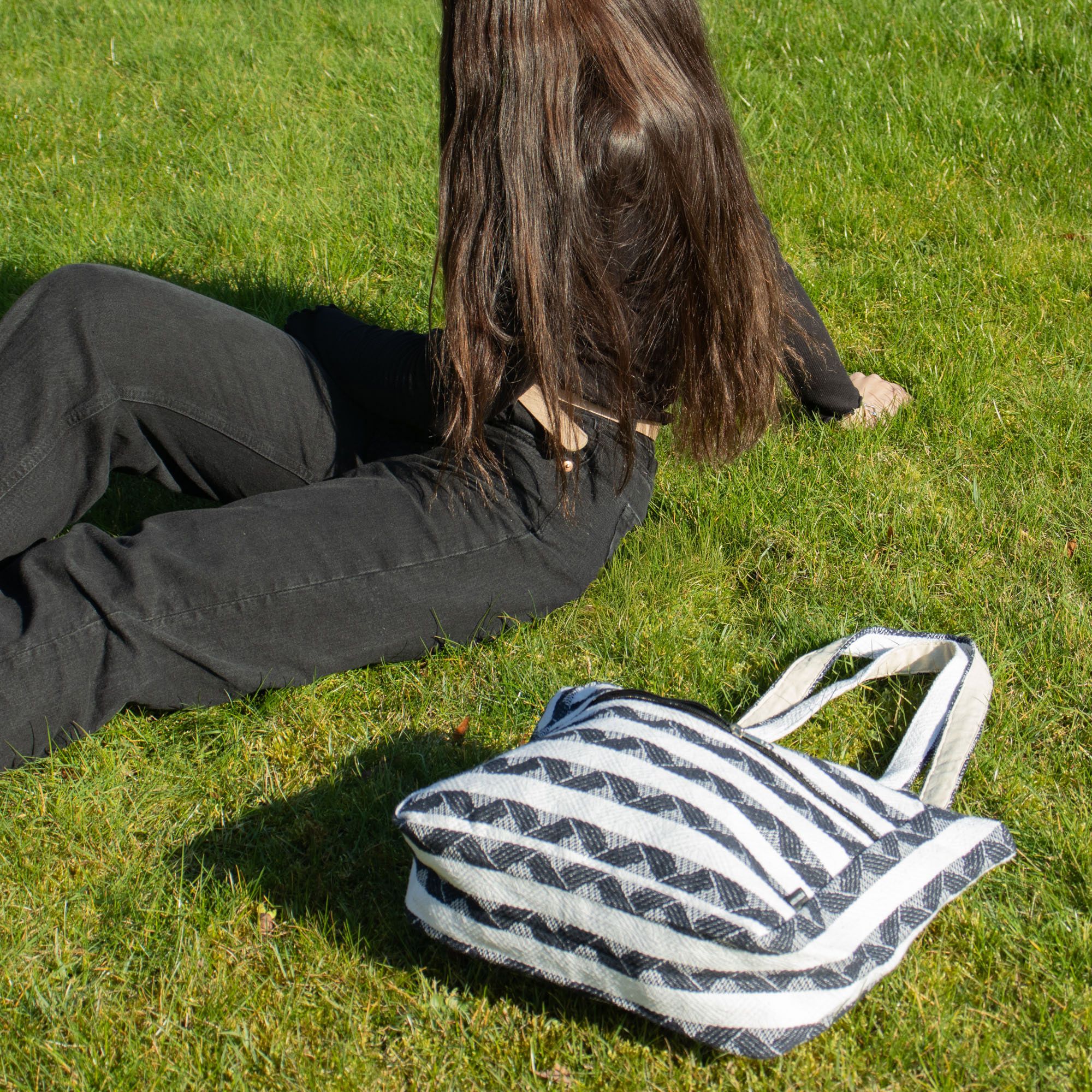 Nomad Sari Jacquard Natural Wander Muse Bags - Atlas Nomad - Image 4