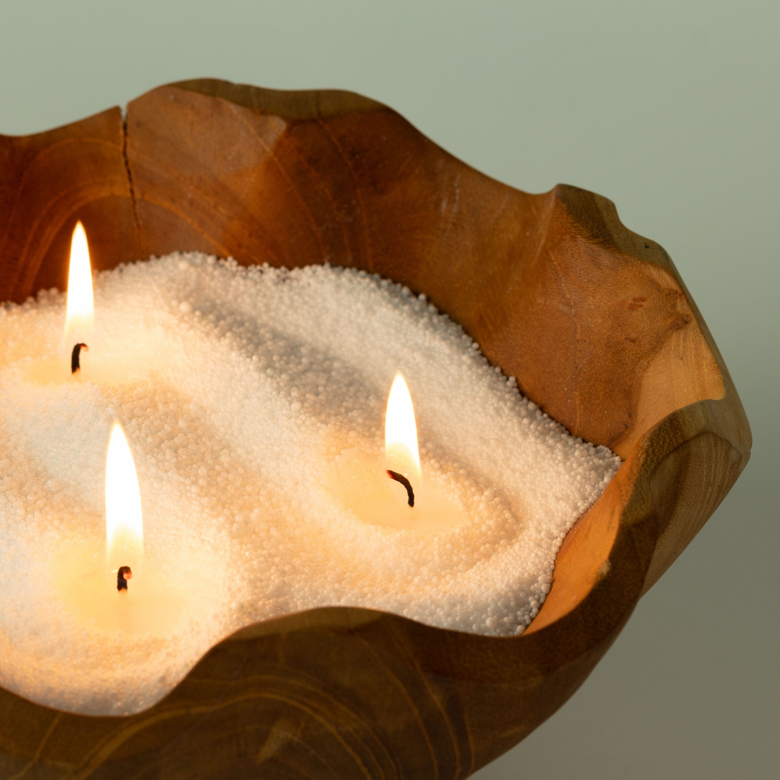 Fragranced Candle Sand - Cream - Regent Polo - 300g - Image 2