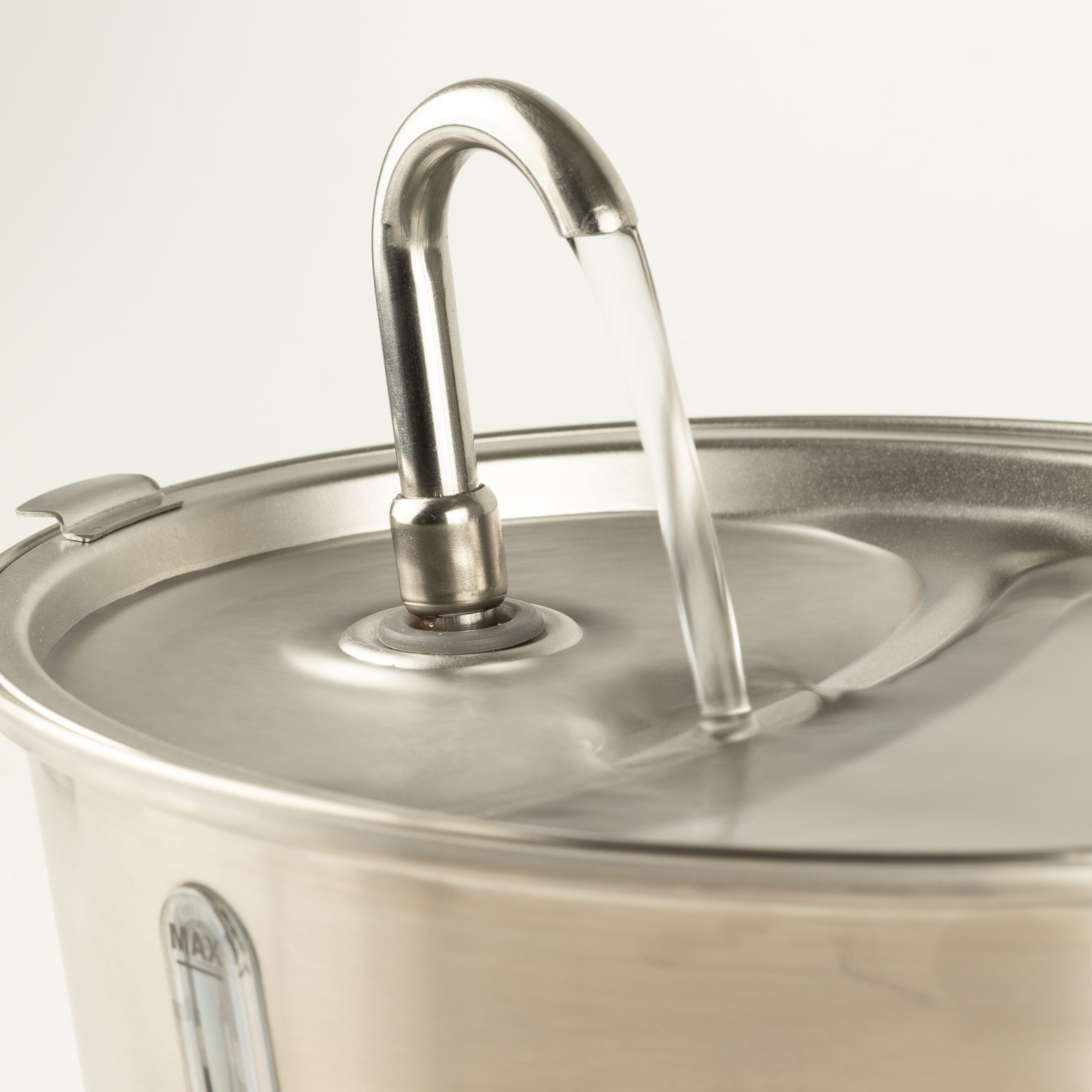 PAW Food Bowls - Electric Water Fountain 2.5 Liter - USB - Stainless Steal (304) - Image 10