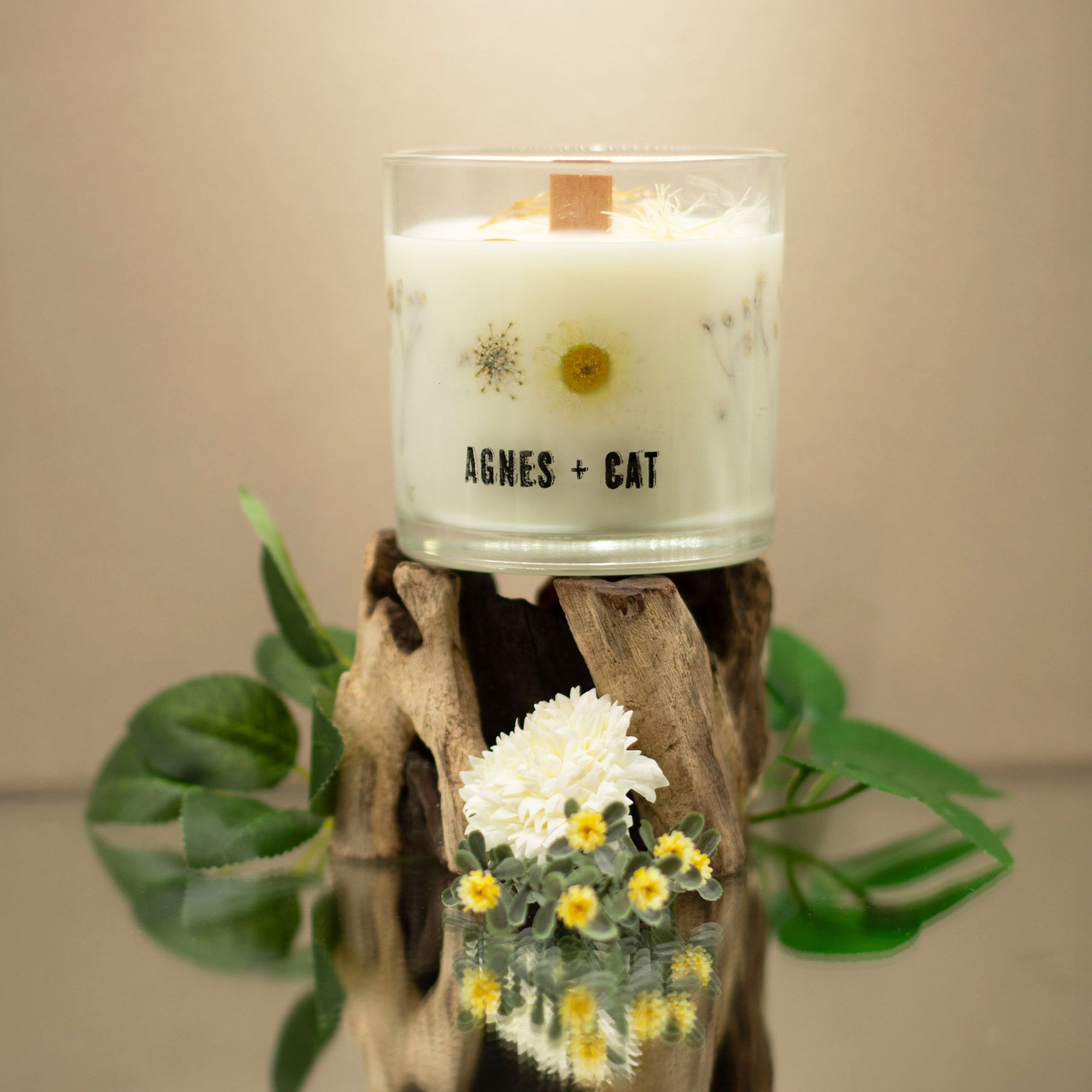 Agnes + Cat Botanical Soy Wax Candle - Windermere - Image 4