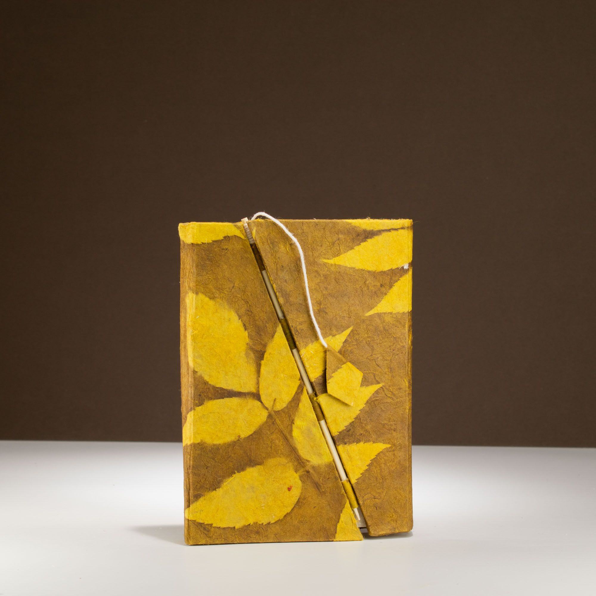 Lokta Bold Floral Bamboo Lock Notebook – Medium (15x12cm) – 45 Leaves – Mustard Brown - Image 4