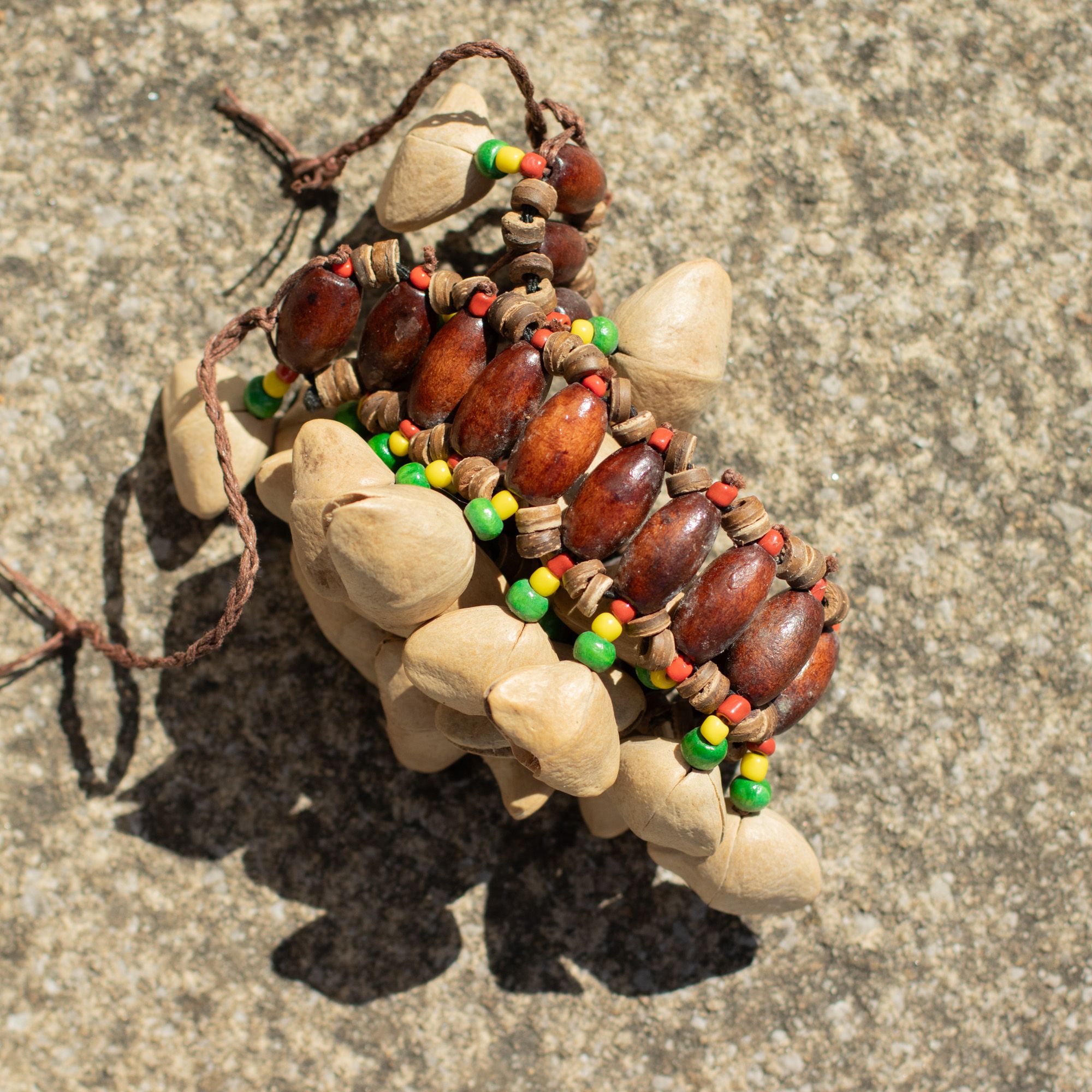 Kenari Shell Ankle Shaker - Rattle Bracelet (20 Shells) - Image 4