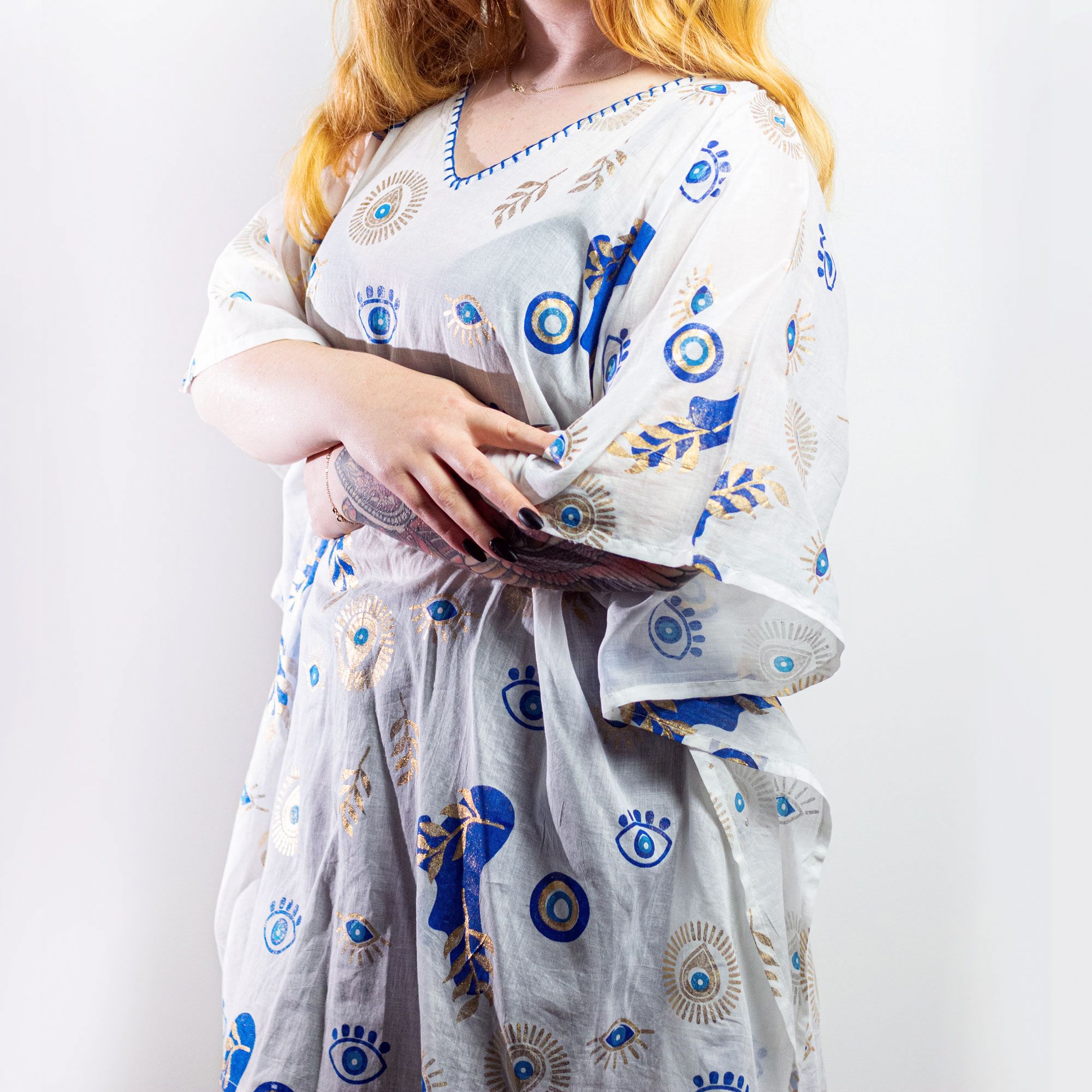 Nomad Sari Kaftan – White with Blue & Gold Evil Eye Print - Image 3