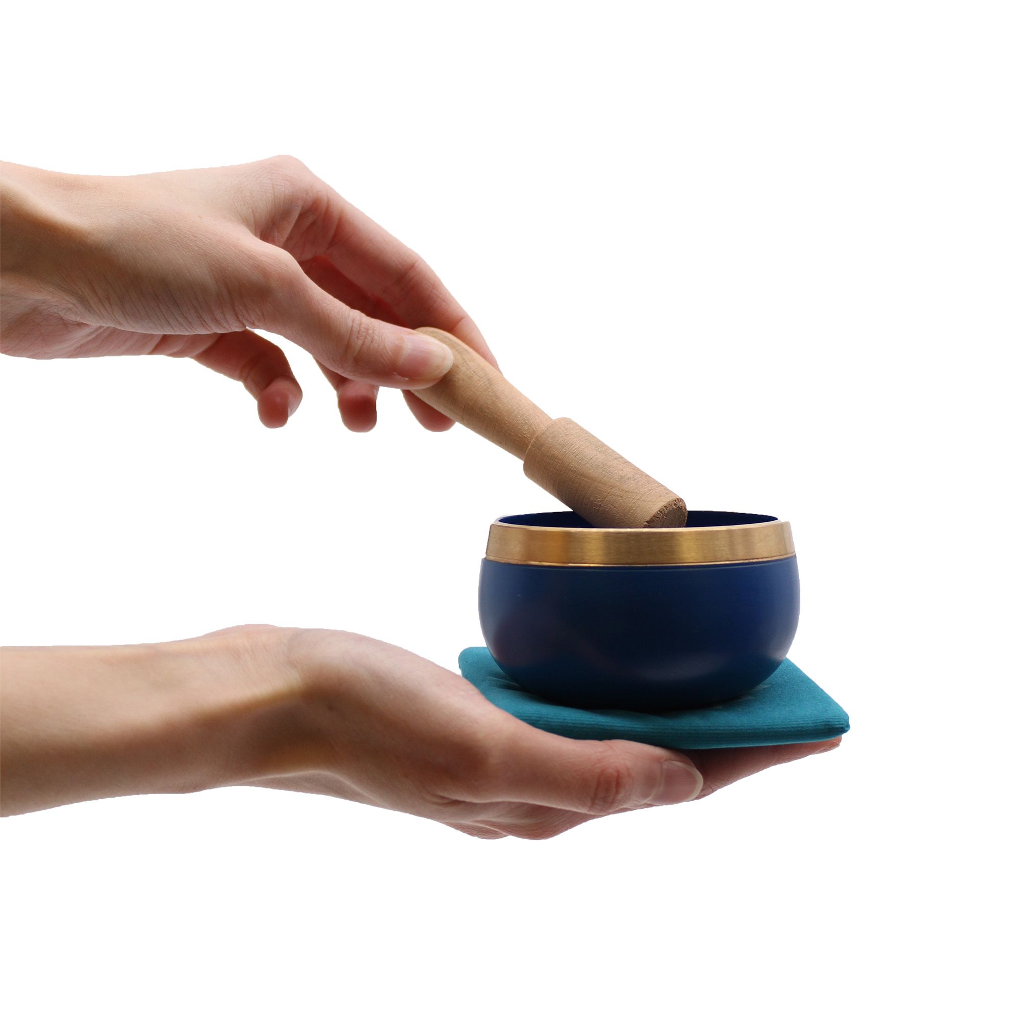 Chakra Pyramid Singing Bowl Gift Set - Image 7