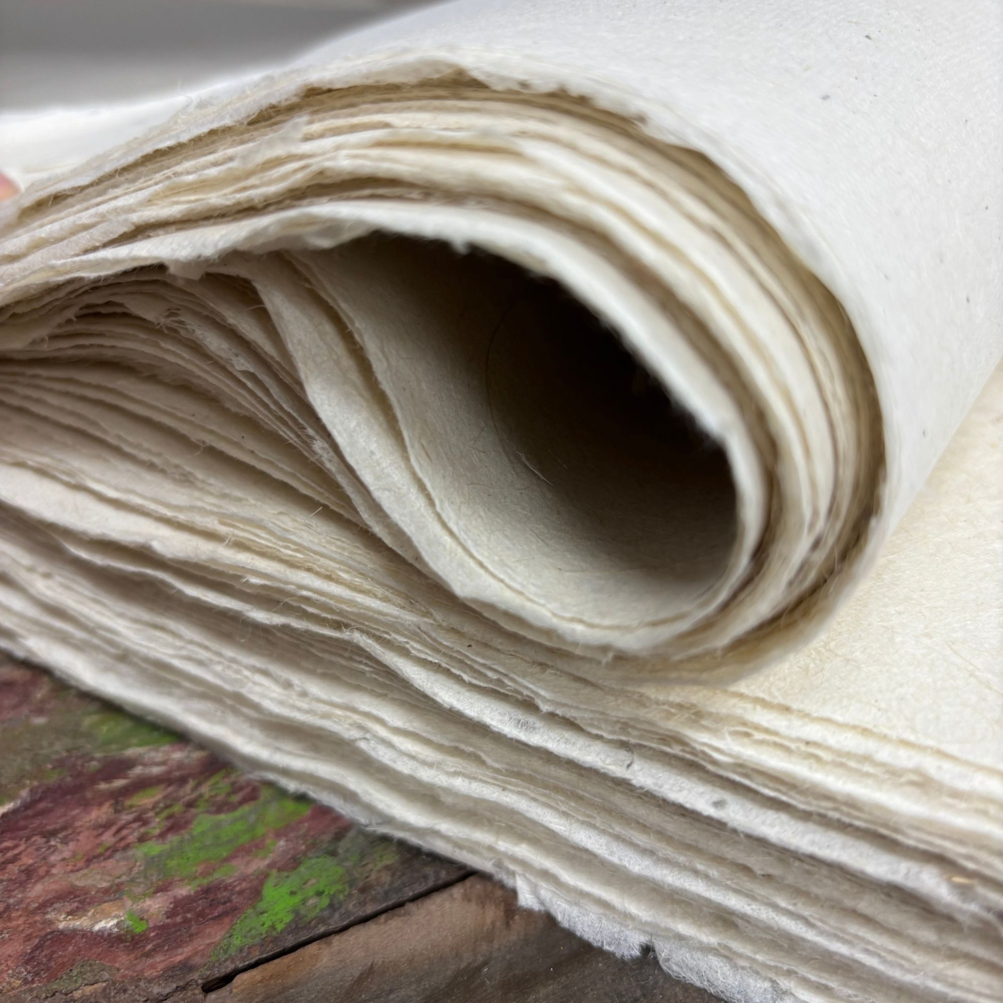 Lokta Craft & Wrapping Paper 51x76cm - 5gms Plain Paper - Image 7